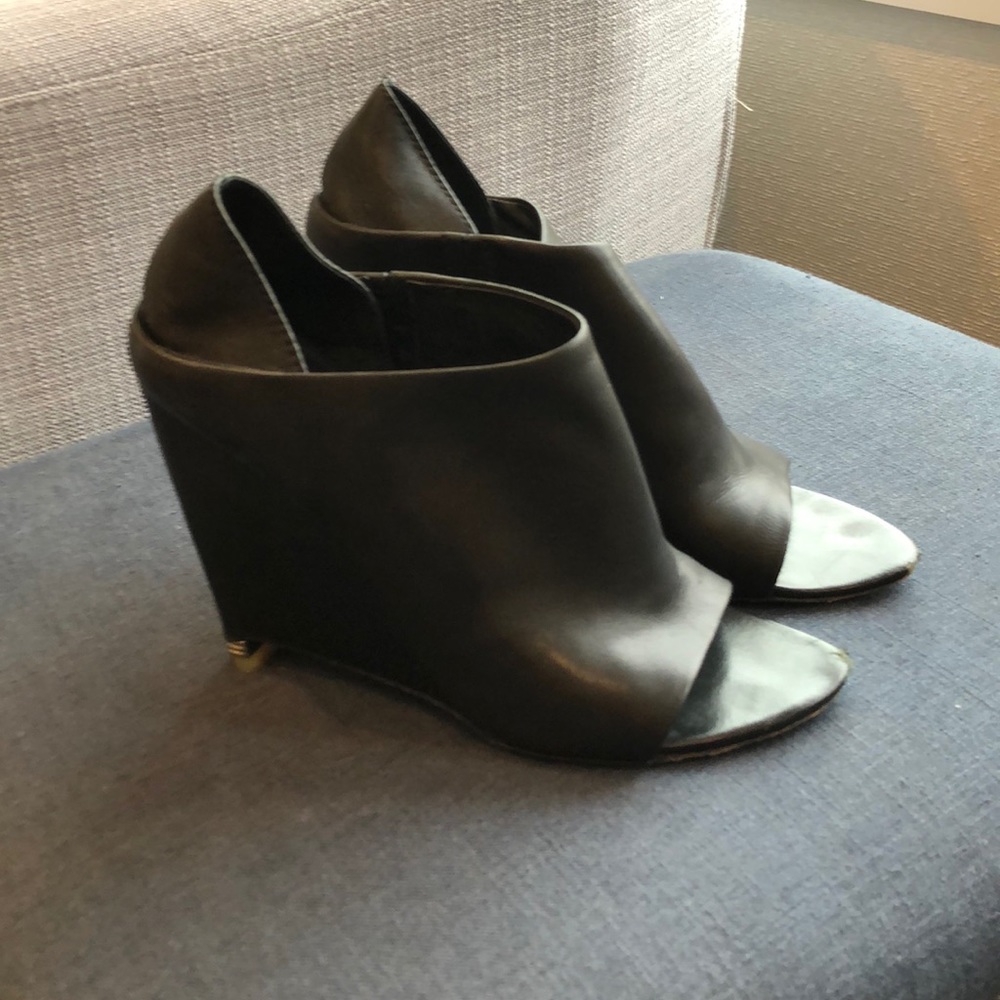 Shoes platform